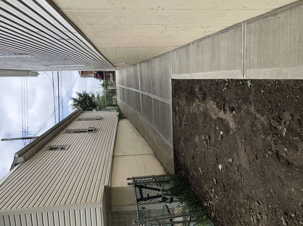 843 Euclid Avenue image 7 of 18