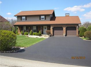 123 Heritage Hills Rd, Uniontown, PA 15401