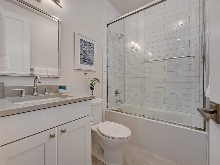 Main Floor Full Bathroom