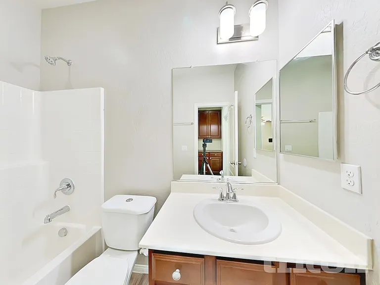 6410 Jacobville Ct — Photo 14