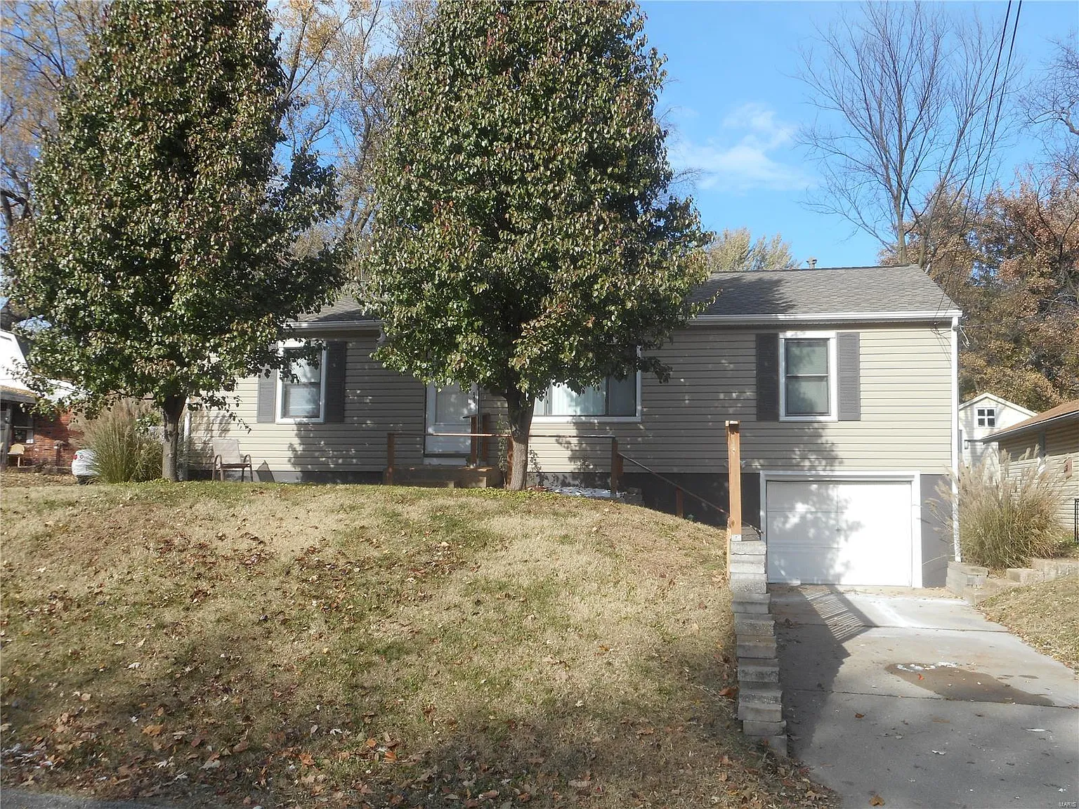 9555 Flora Ave photo 1