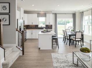 94 Domenica Dr, Moorestown, NJ 08057