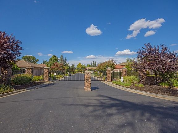 4th image of 4808 Massey Ln