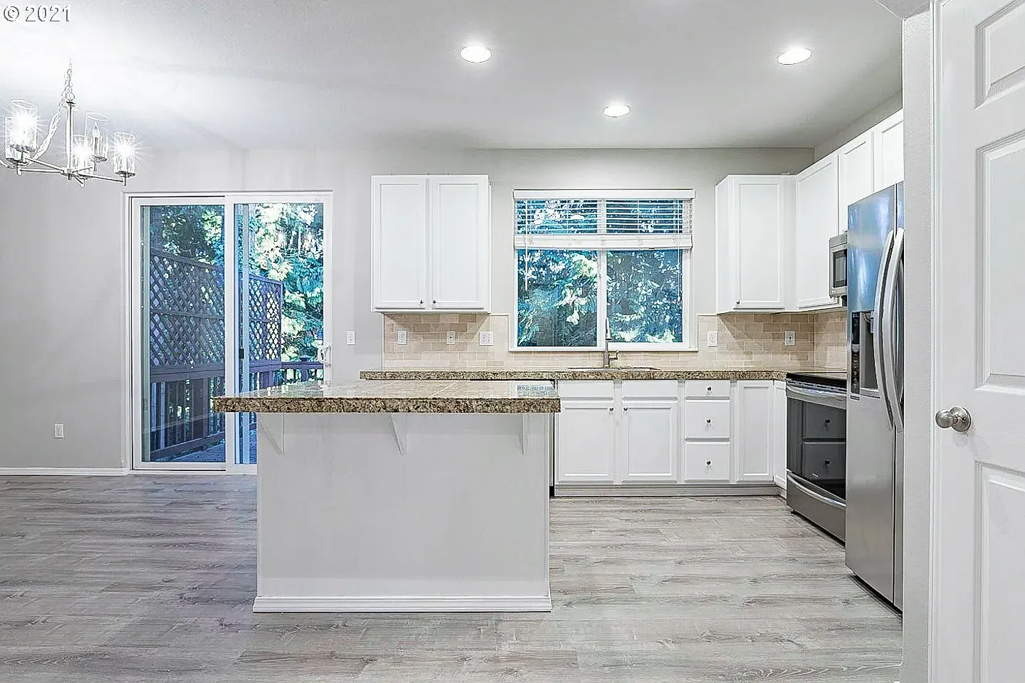 3 bed, 2.5 bath, 1526 sqft, $2,800 — Photo 3