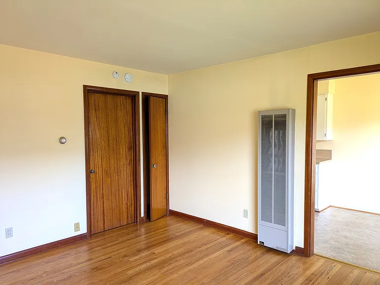 511 NE 78th Ave — Photo 5