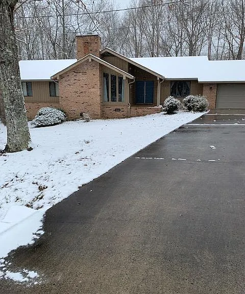 126 Rolling Green Dr — Photo 5