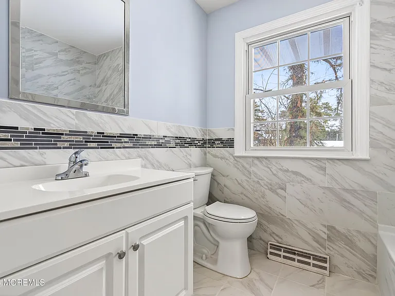 202 Manahawkin Trl — Photo 9