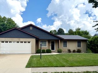 3108 Ladue Dr, Champaign, IL 61822