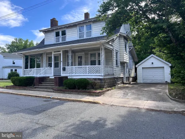 402 Willow St, Laurel, DE 19956