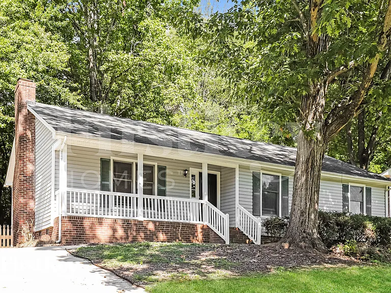 3007 Amidon Dr — Photo 1