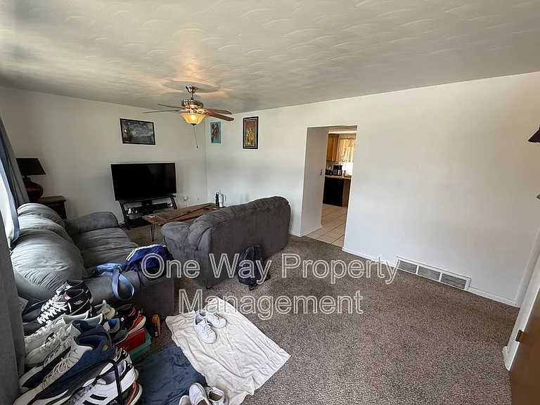 500 26th Avenue Ct — Photo 7