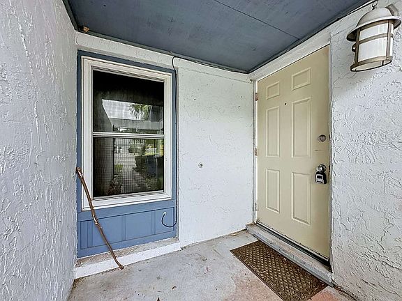 2nd image of 2857 Wonderwood Ln