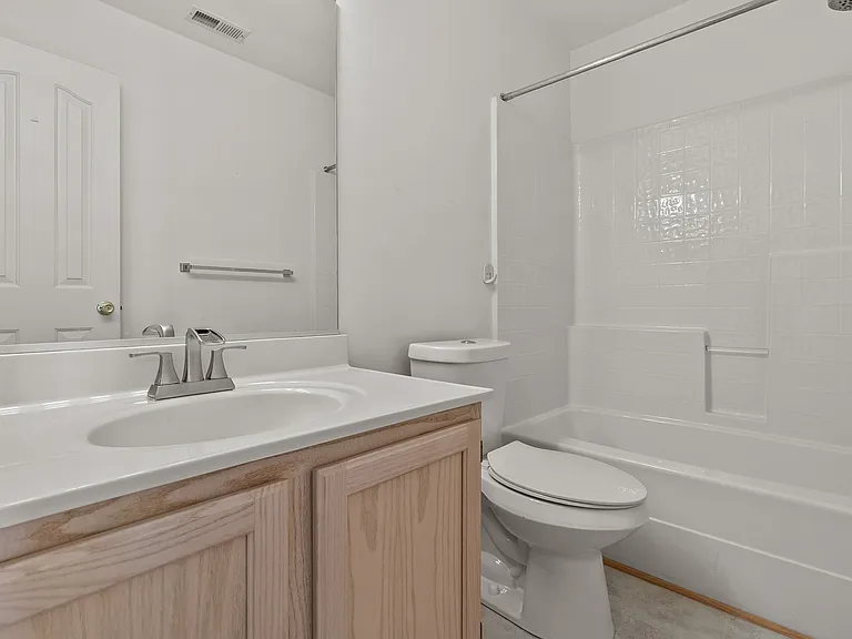 5509 Bulls Bay Dr #1 — Photo 17