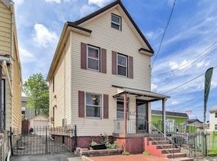 550 Spring St, Elizabeth, NJ 07201