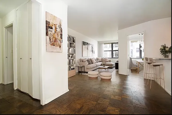 Rented by Metropolitan Property Group | media 6