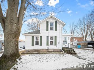 120 Palmer Ave, Colon, MI 49040