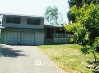 19115 Glen Haven Ct NE, Poulsbo, WA 98370