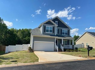 305 Castleton Cir, Boiling Springs, SC 29316