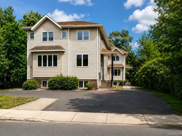 34 Union Road #214, Spring Valley, NY 10977