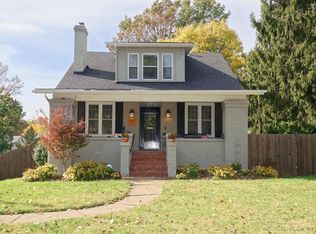 1389 N Berry Rd, Saint Louis, MO 63122