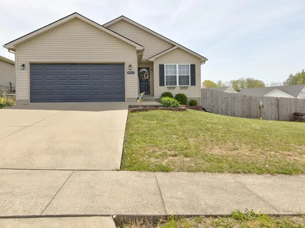 621 Walnut Creek Dr, Berea, KY 40403