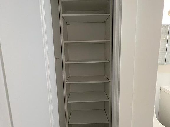 3rd image of 2553 38th St #4C