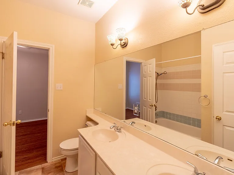 8209 Forest Heights Ln — Photo 22