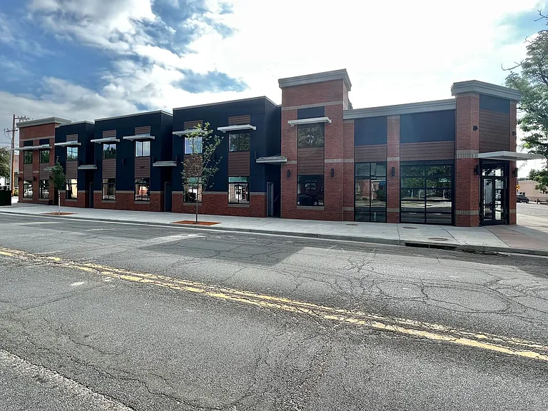 400 N Garfield Ave #106 — Photo 17
