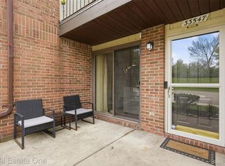 33547 Pondview Cir #130, Livonia, MI 48152