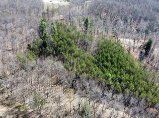 15 Hopewell Hawks Point Rd, Beattyville, KY 41311