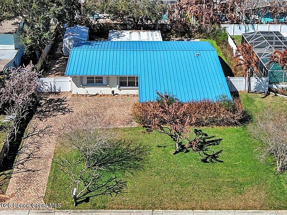 3rd image of 925 Samar Rd