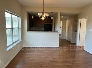 5203 Bexar St #2A, Dallas, TX 75215