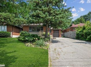3027 Weston Rd, Toronto, ON M9M2T1