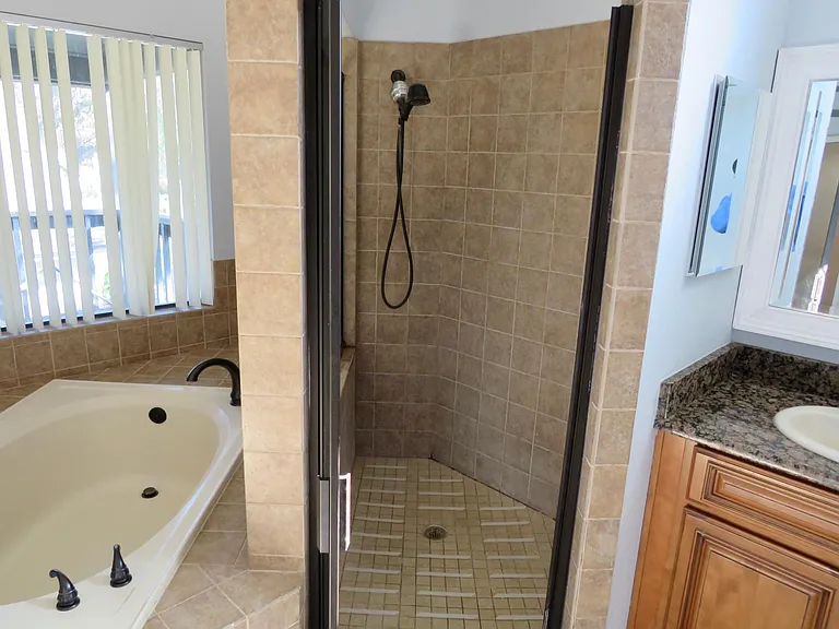 15108 Heathridge Dr — Photo 16