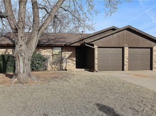 1201 Dorchester Ct, Yukon, OK 73099