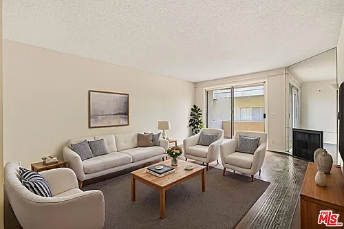 1818 Pelham Ave #105 Photo 1