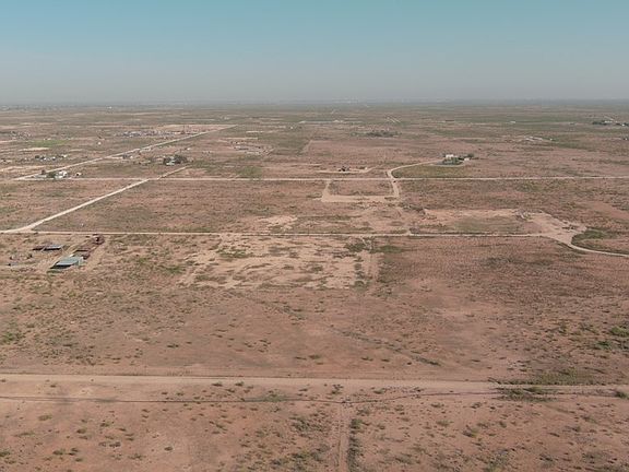 3rd image of 0 W Crescent Dr #272