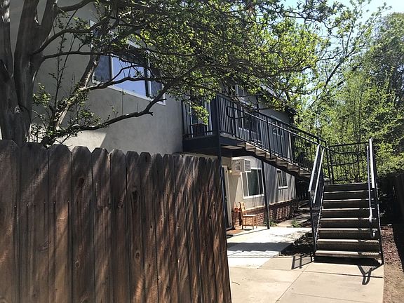 2nd image of 412-418 E 9th St