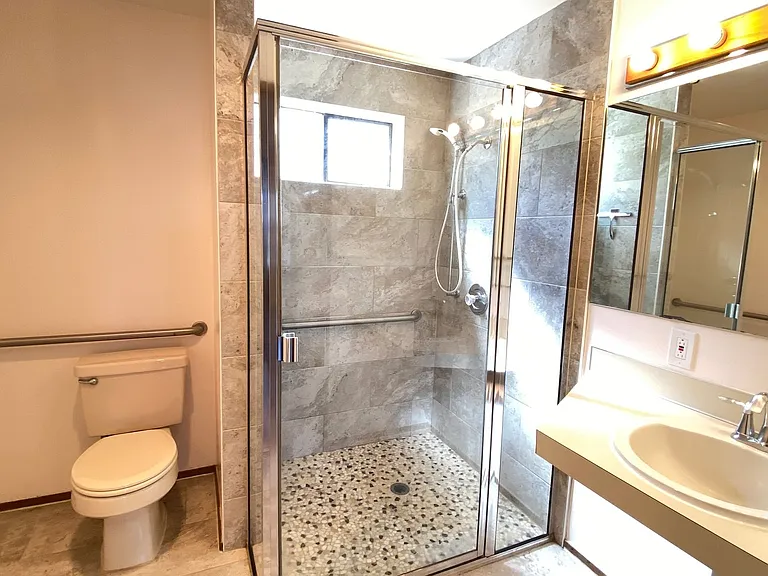 The Sandridge, LLC — Photo 15