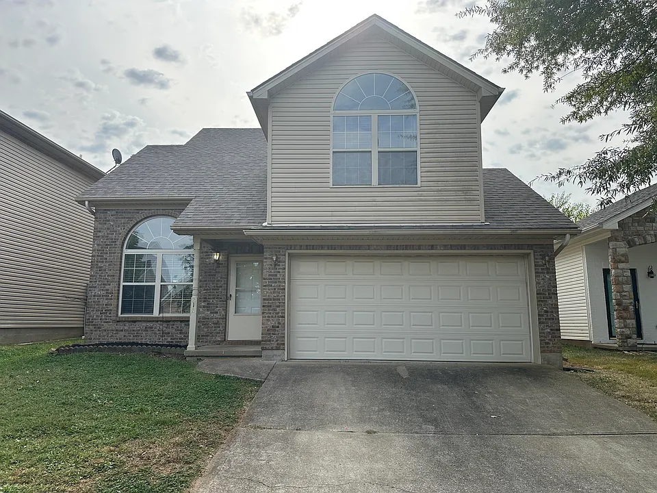212 White Oak Trce