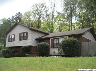 4530 Wooddale Dr, Pelham, AL 35124