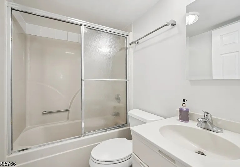 38 Moonachie Rd #116 — Photo 15