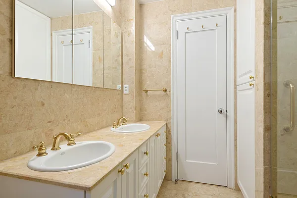 Rented by Rudin Management Company, Inc. | media 20