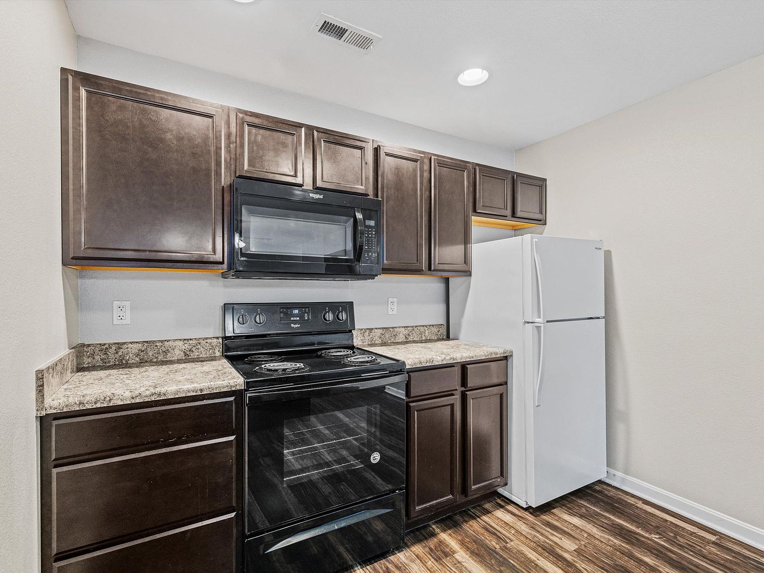 2010 W Indiana St 1bedroom 1bathroom, Evansville, IN 47712 Zillow