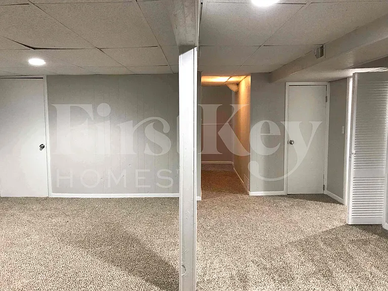 8802 W 95th Ter — Photo 23
