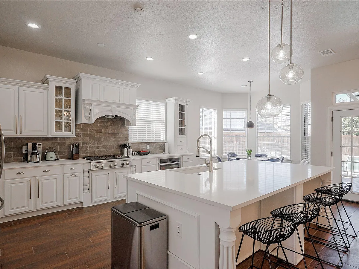Building Photo - 2620 Bordeaux Dr