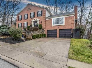 2006 Lakelyn Ct, Crescent Springs, KY 41017