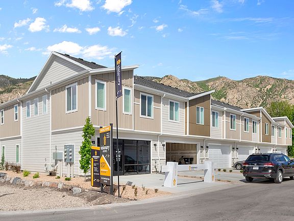 Finished home photos are representational images only. Chat with sales agent for details.