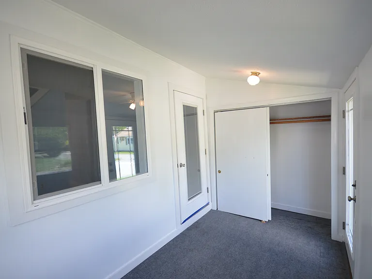 40 Portland Ave — Photo 14
