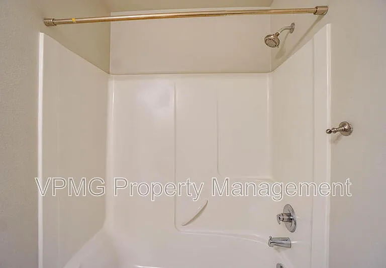 6117 NE 105th Ave — Photo 24